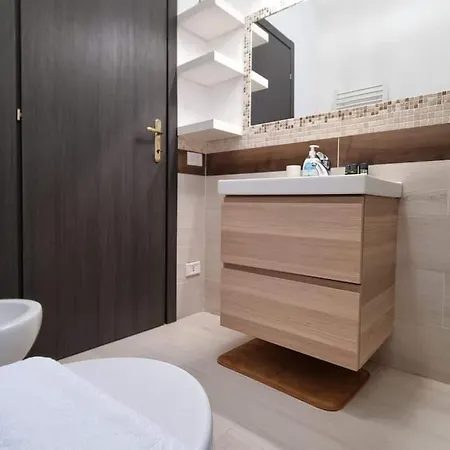 Apartment Black&wood *